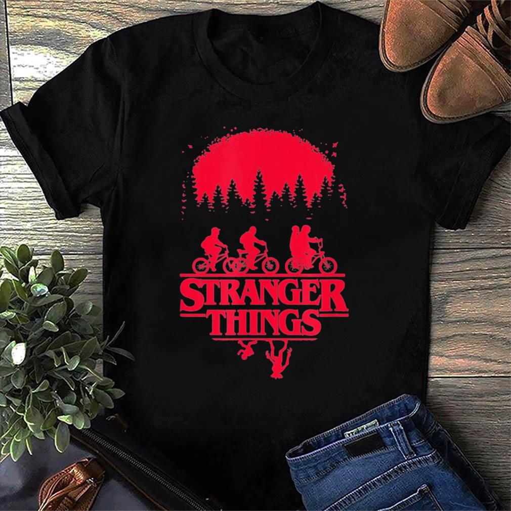 Stranger Things Group Shot Bike Ride Upside Down Silhouette T