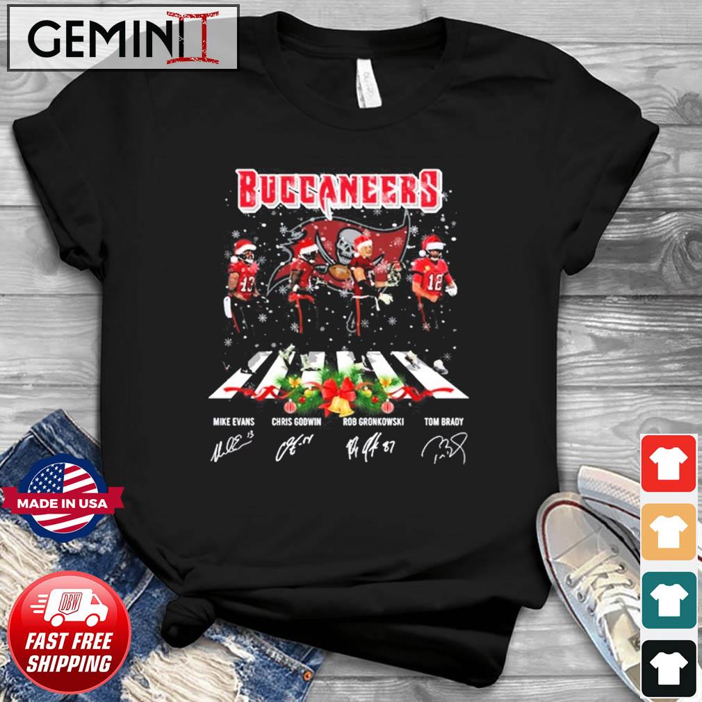 The Buccaneers Mike Evans Chris Godwin Rob Gronkowski And Tom Brady Abbey Road Christmas Signatures Shirt