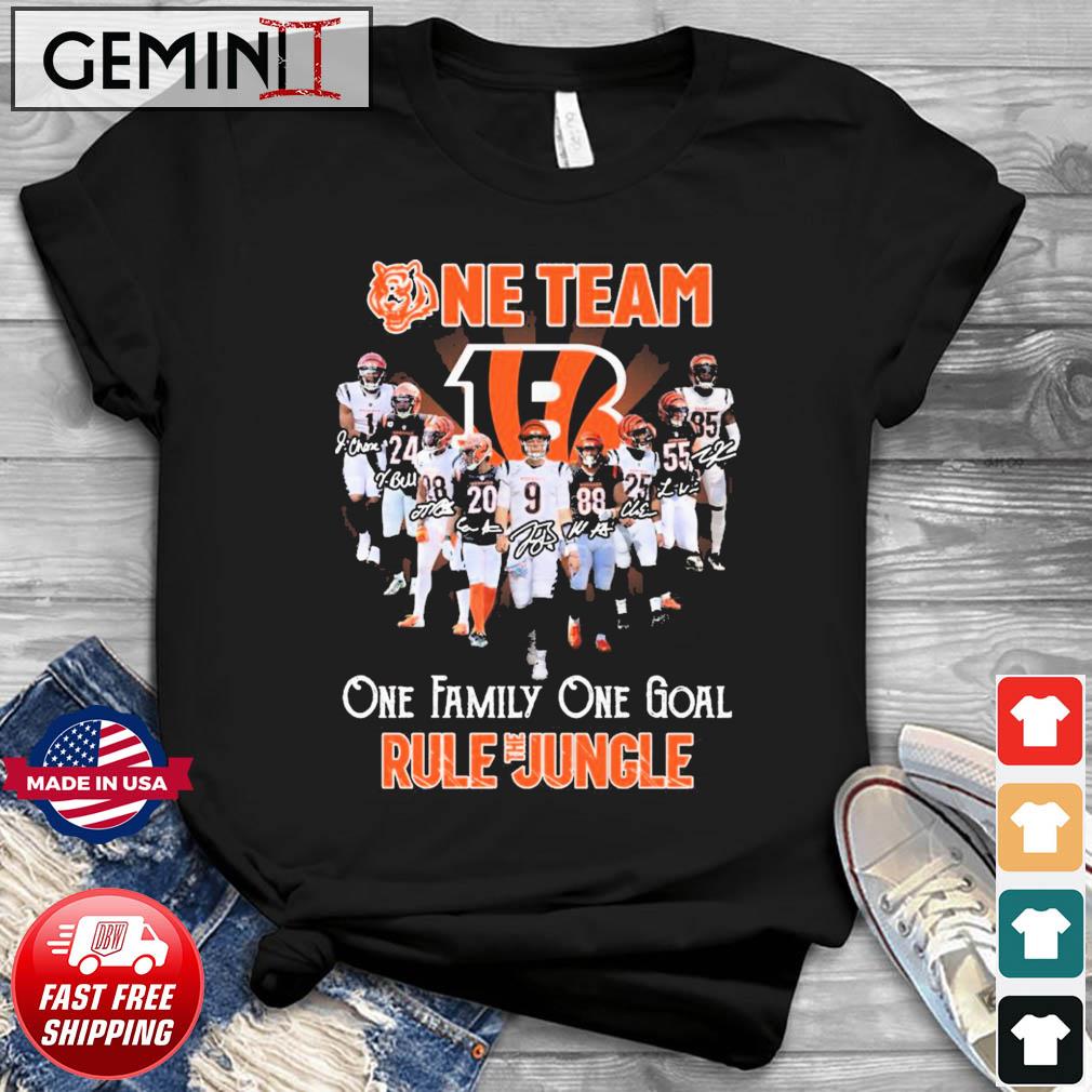 One Team One Family One Goal Rule The Jungle Cincinnati Bengals Signatures Shirt