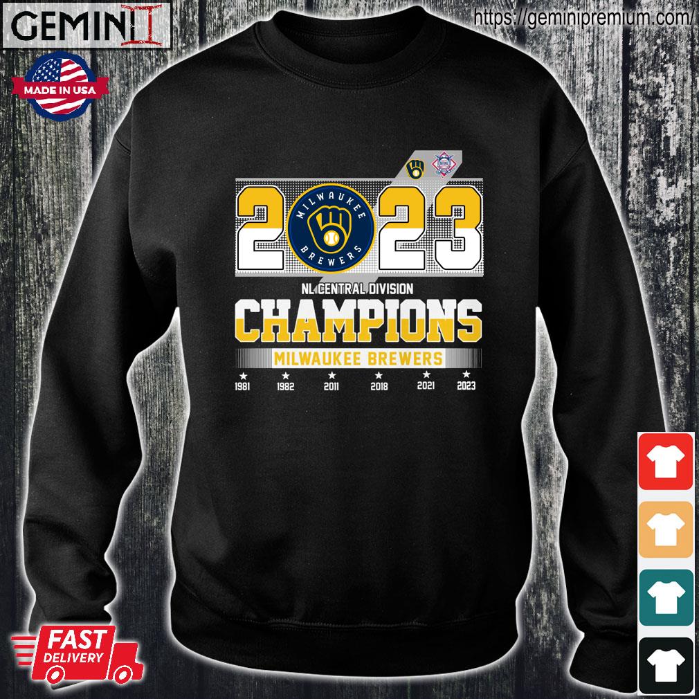 Medium 2018 Post Season Division Champions Milwaukee Brewers T-Shirt